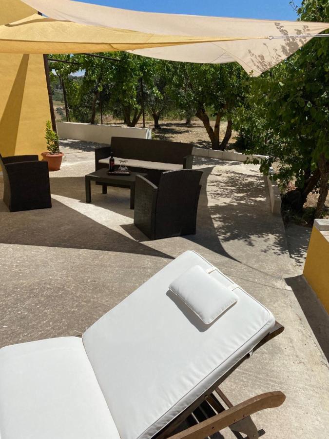 Casa Vacanze Sicilia カステルテルミニ エクステリア 写真